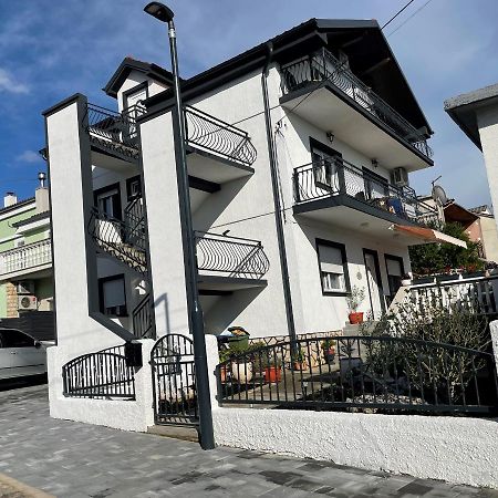 יאדראנובו Apartments Kralj Zvonimir מראה חיצוני תמונה