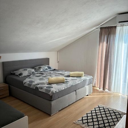 יאדראנובו Apartments Kralj Zvonimir מראה חיצוני תמונה