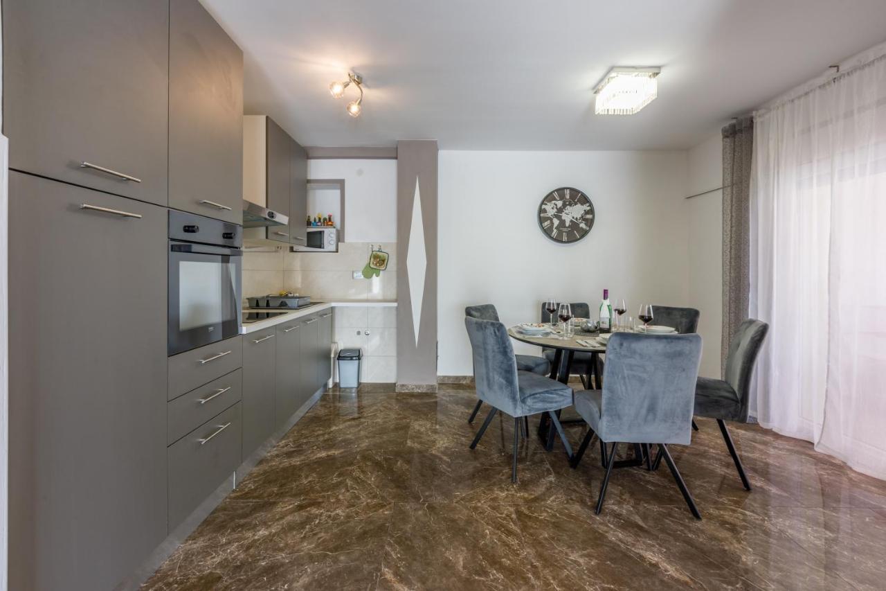 יאדראנובו Apartments Kralj Zvonimir מראה חיצוני תמונה