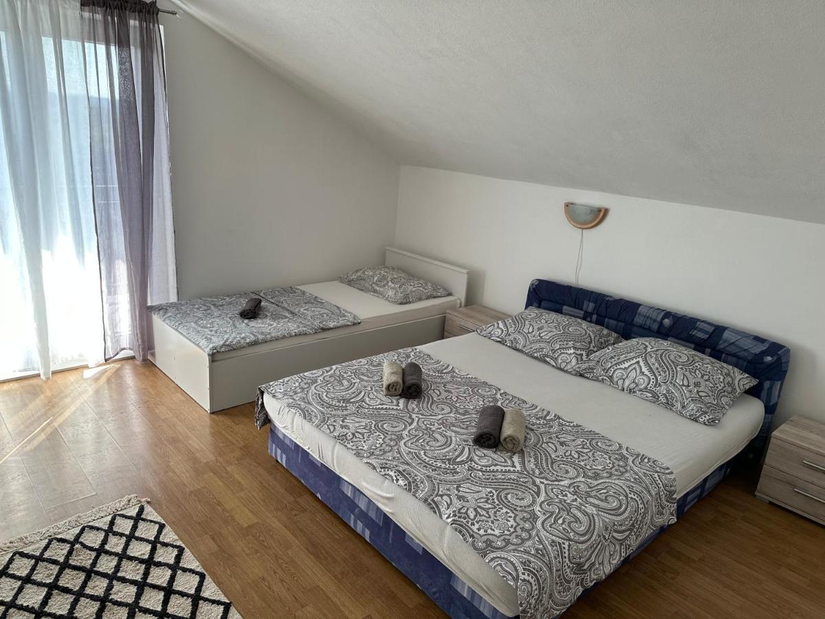 יאדראנובו Apartments Kralj Zvonimir מראה חיצוני תמונה