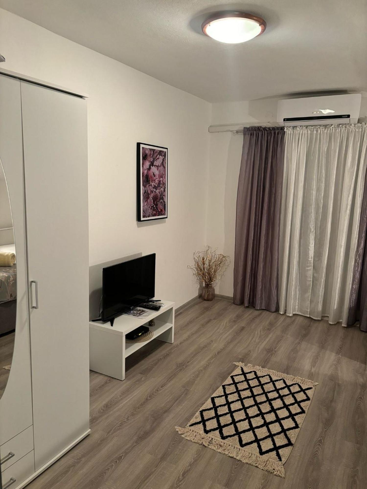 יאדראנובו Apartments Kralj Zvonimir מראה חיצוני תמונה