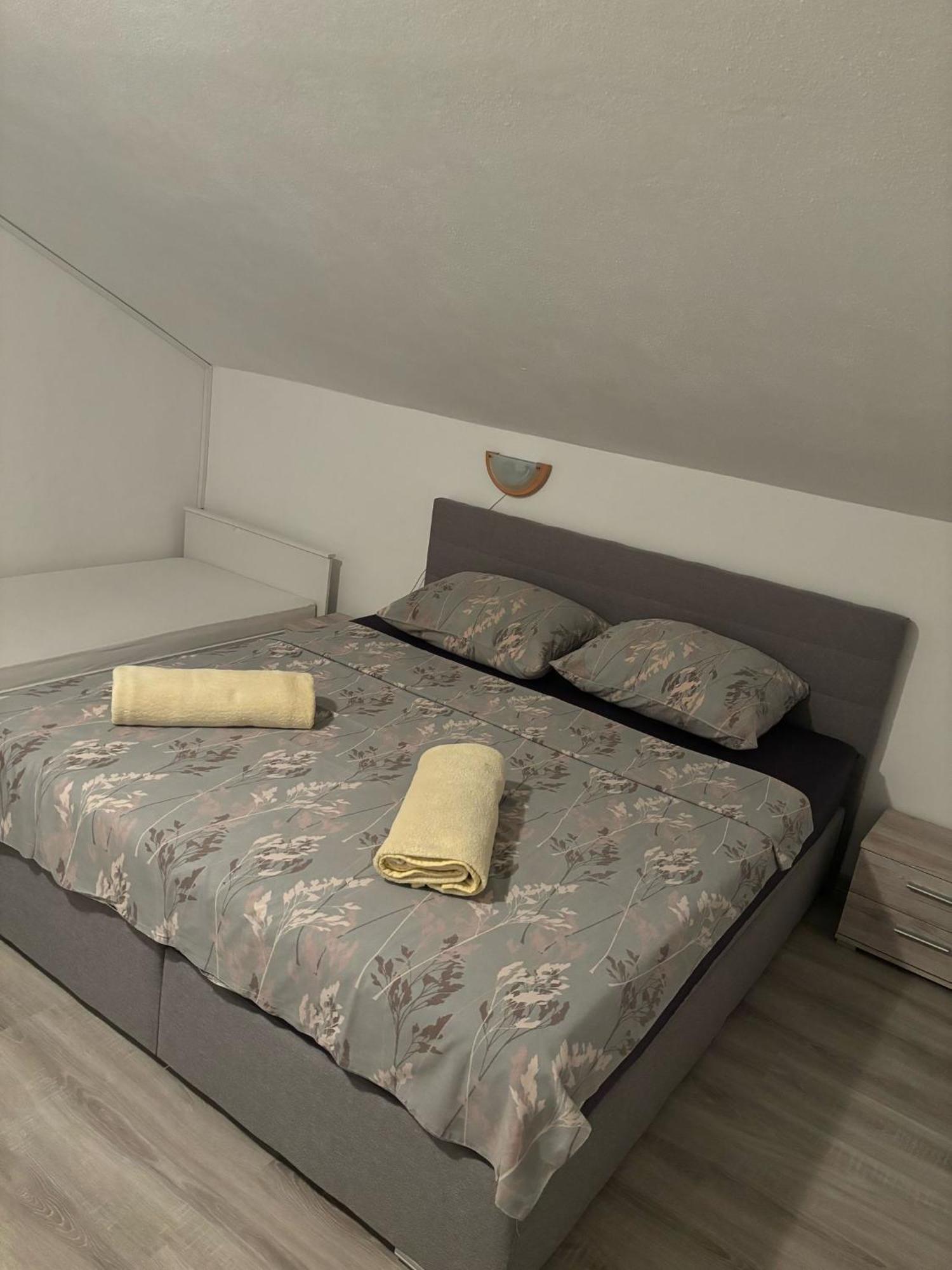 יאדראנובו Apartments Kralj Zvonimir מראה חיצוני תמונה